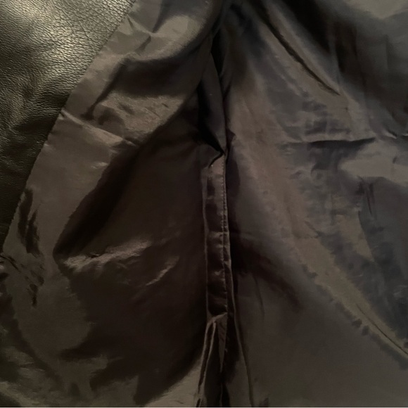 Reitman’s Women’s Black Faux Leather Moto Jacket with Tailor Collar in Small - Picture 4 of 13